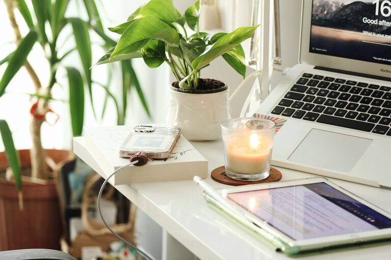 Tips for Creating a Relaxing Home Workspace
